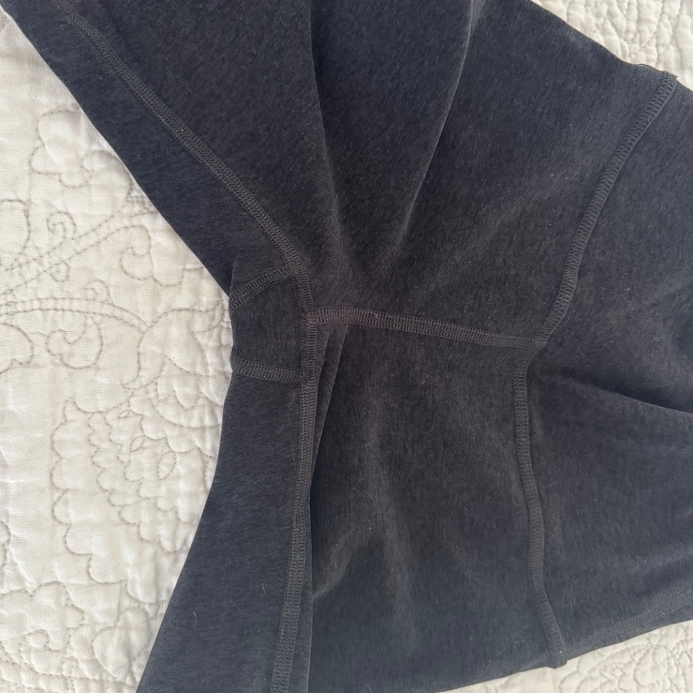 Beyond Yoga Spacedye Biker Shorts (Small) - Picture 5 of 6